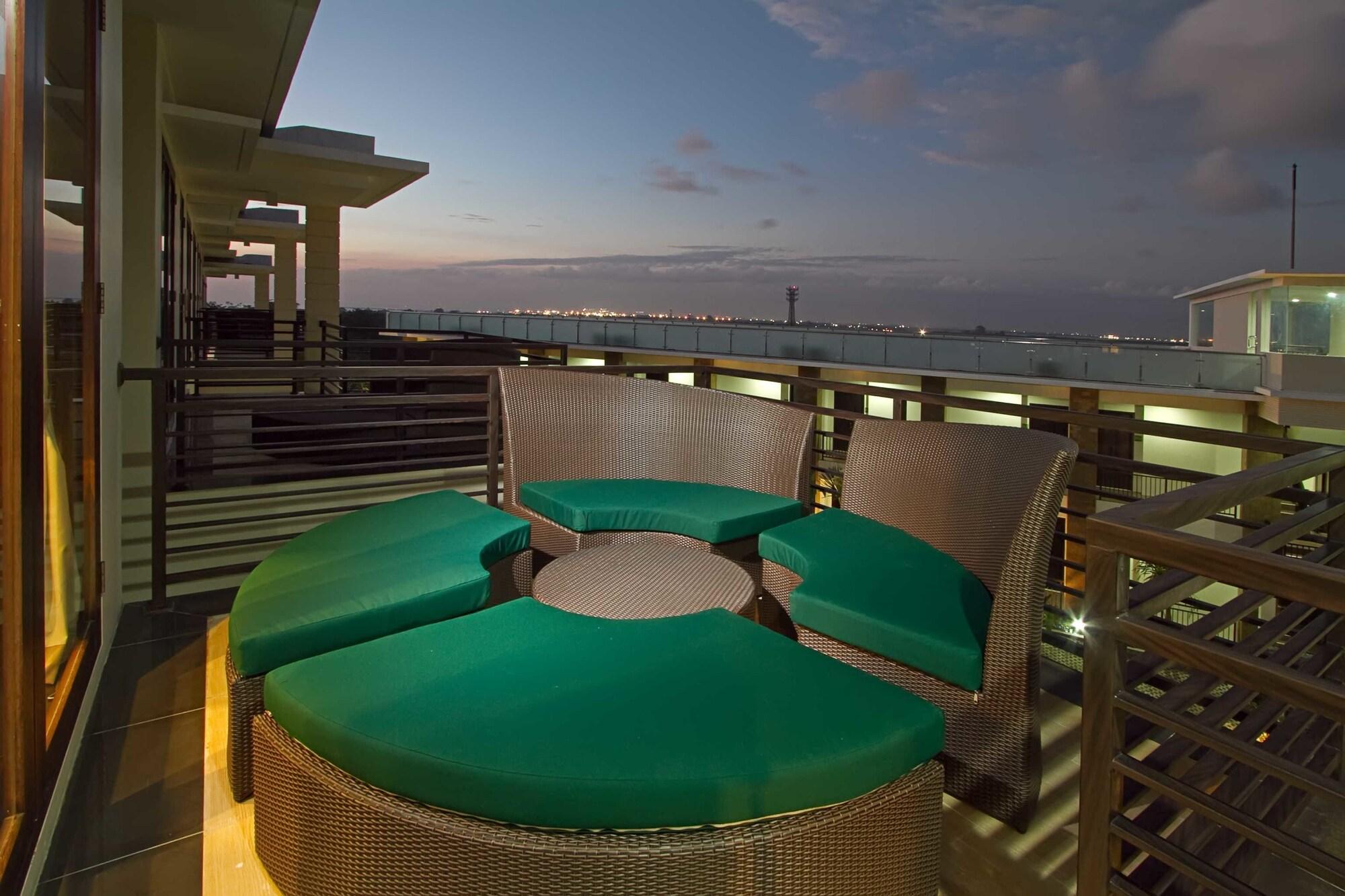 Parkside Denbukit Residence & Suite Jimbaran المظهر الخارجي الصورة