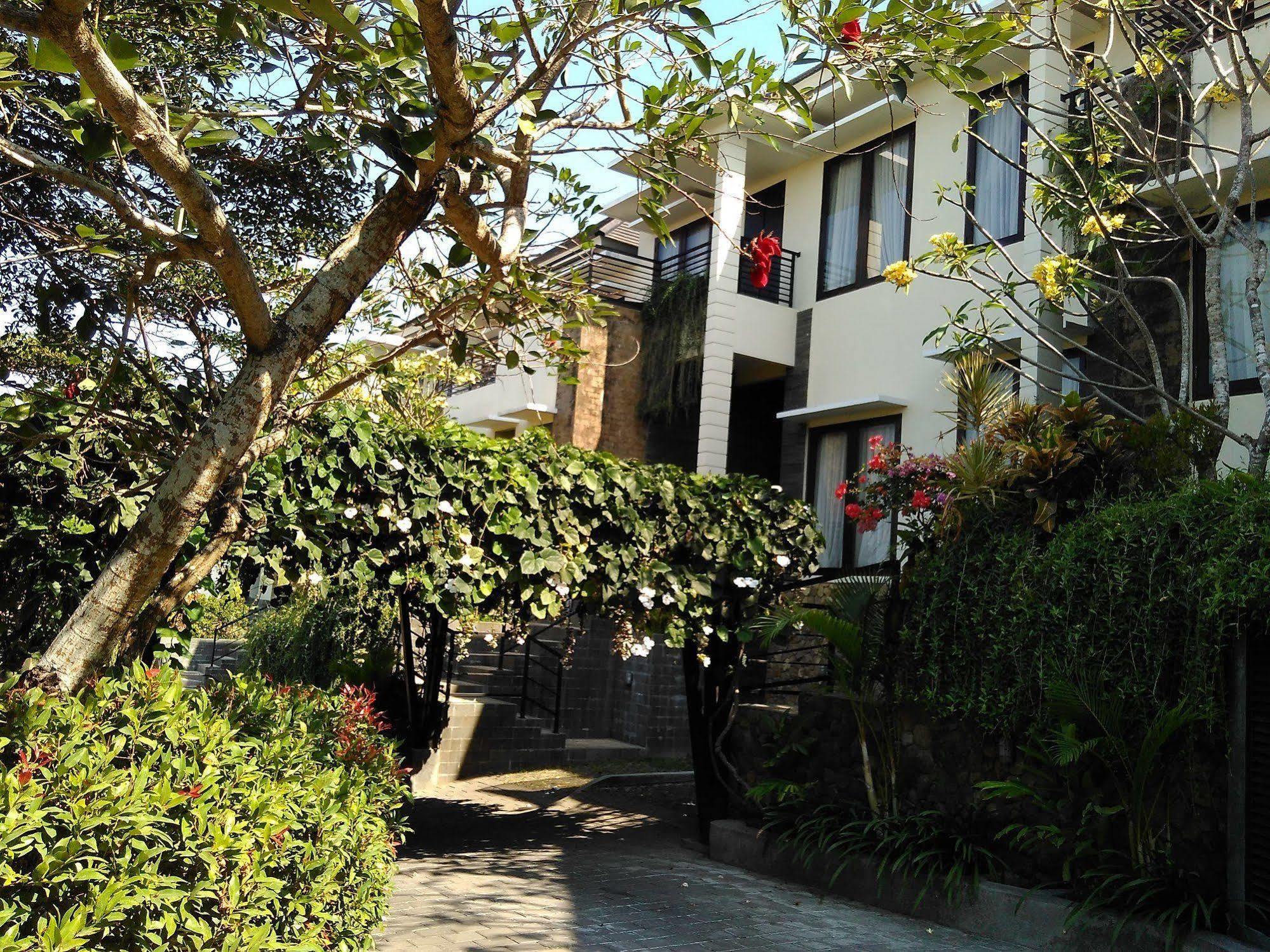 Parkside Denbukit Residence & Suite Jimbaran المظهر الخارجي الصورة
