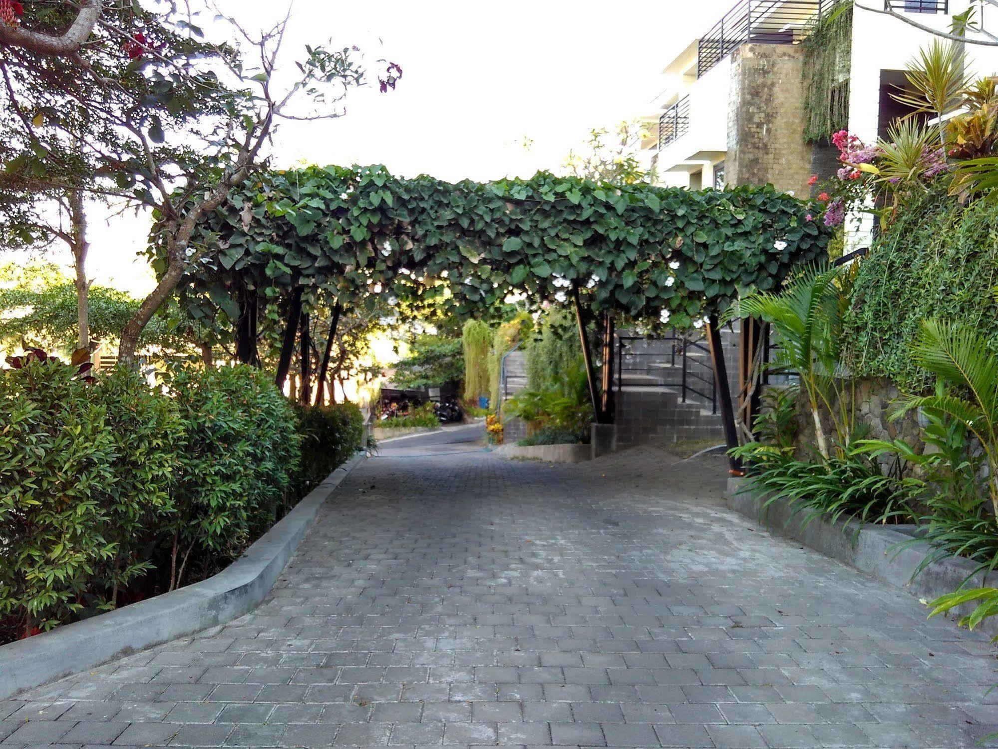 Parkside Denbukit Residence & Suite Jimbaran المظهر الخارجي الصورة